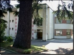 Vista esterna della scuola primaria di Pedrengo